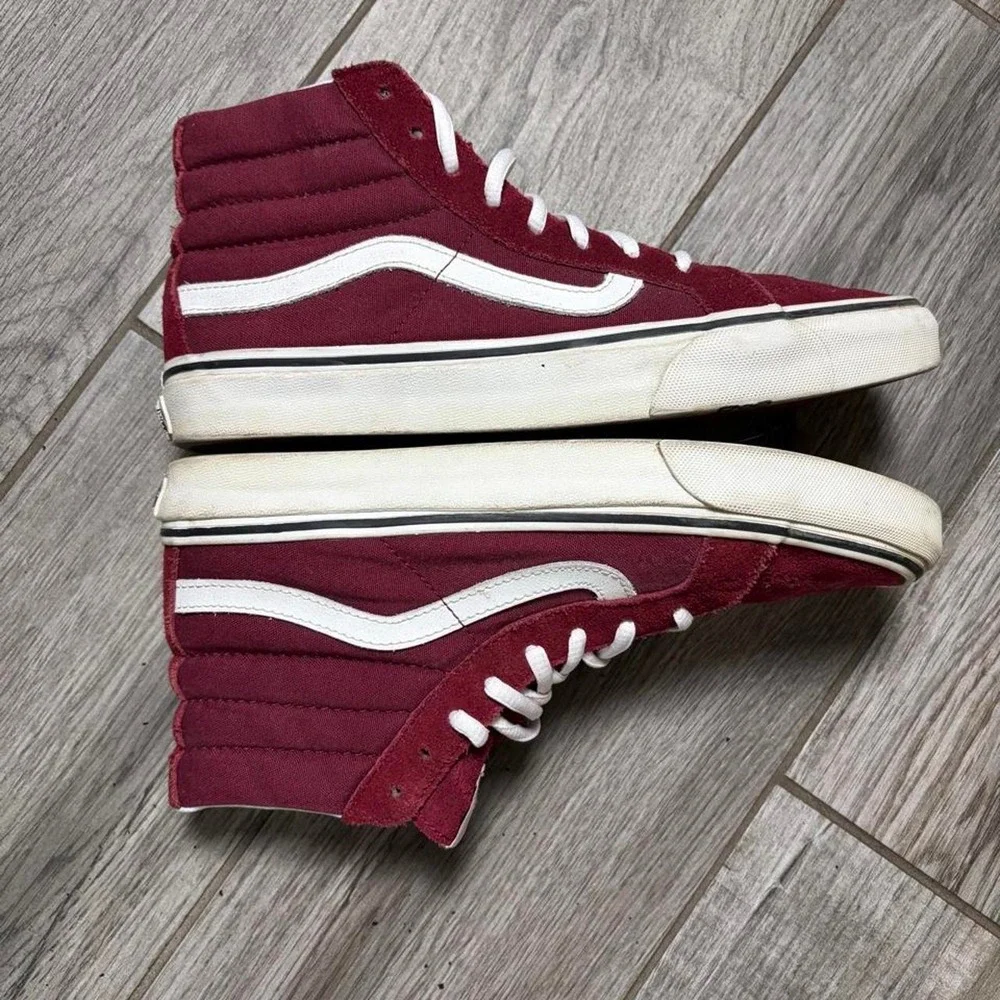Vans Sk8-Hi-top Burgundy Sneakers